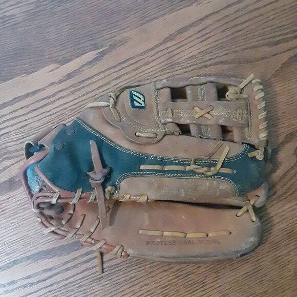 Mizuno Professional Model MZ 1395 Max Flex Glove Mitt - Picture 1 of 9